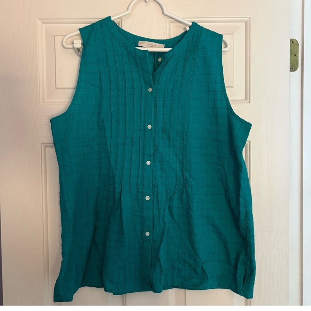 LOFT Teal Sleeveless Button Front Pintuck Top